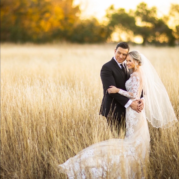 Meet your Posher, Stephanie - Picture 7 of 7